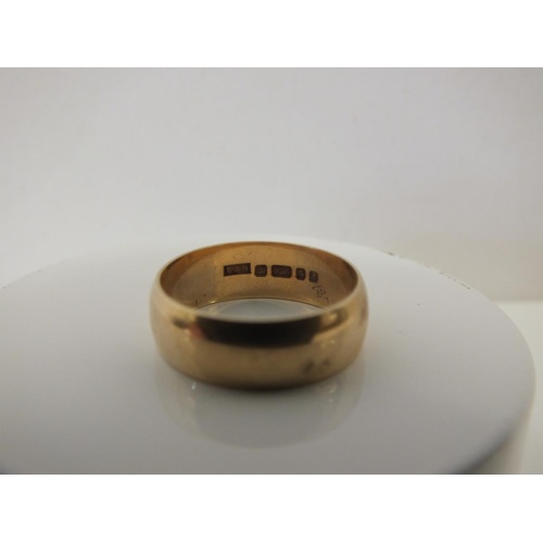 225 - VINTAGE 9ct GOLD BAND RING 3.3g, SIZE M