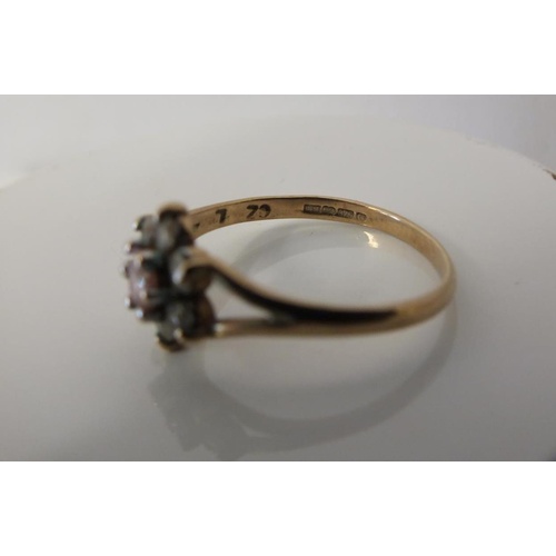 229 - 9ct GOLD CLUSTER RING 1.3g, SIZE L