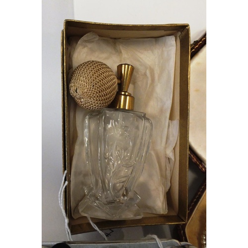 204 - VINTAGE COLLECTABLES INCLUDES A BOXED ART DECO PERFUME ATOMISER, BOXED SET OF LORUS PEARLS, AND A CI... 