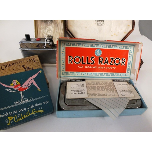 204 - VINTAGE COLLECTABLES INCLUDES A BOXED ART DECO PERFUME ATOMISER, BOXED SET OF LORUS PEARLS, AND A CI... 