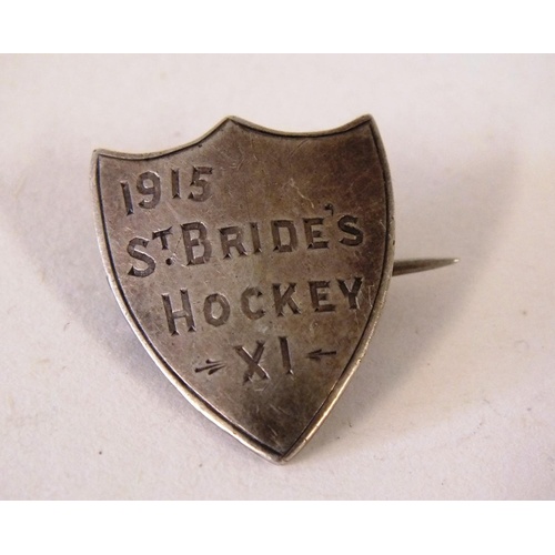 217 - ANTIQUE STERLING SILVER SHIELD SHAPE MEDAL, INSCRIBED 1915 St BRIDES HOCKEY, JAMES FENTON,  BIRMINHA... 