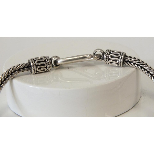 255 - 925 SILVER BYZANTINE BRACELET 7.5