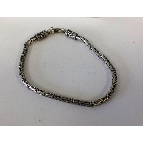 256 - 925 SILVER BYZANTINE BRACELET 8.5