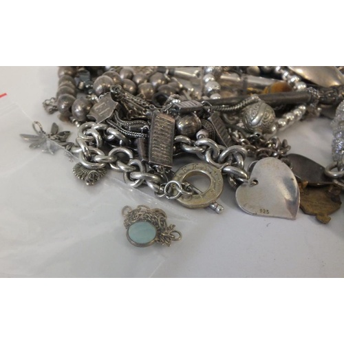 260 - JOBLOT OF JEWELLERY AND COLLECTABLES MOSTLY SILVER, INCLUDES PENCIL, BANGLES, NECKLACES ETC, WEIGHT ... 