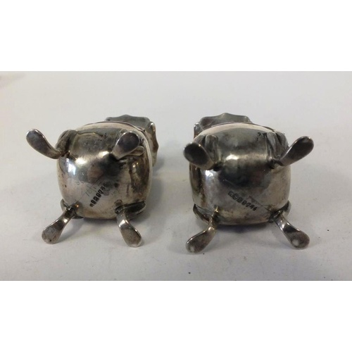 268 - A PAIR OF ANTIQUE SOLID SILVER SALT AND PEPPERETTE SHAKERS, ROBERT PRINGLE & SONS BIRMINGHAM HALLMAR... 