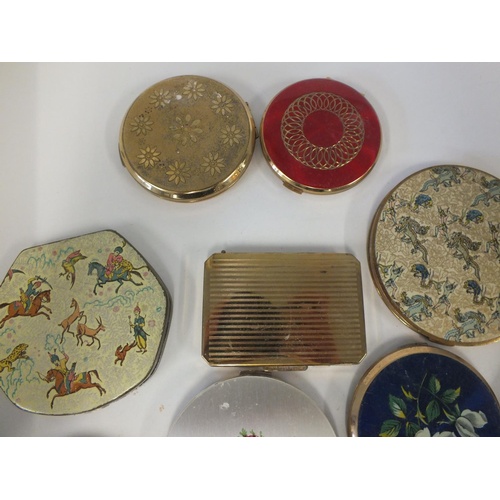 273 - NINE VINTAGE LADIES POWDER COMPACTS