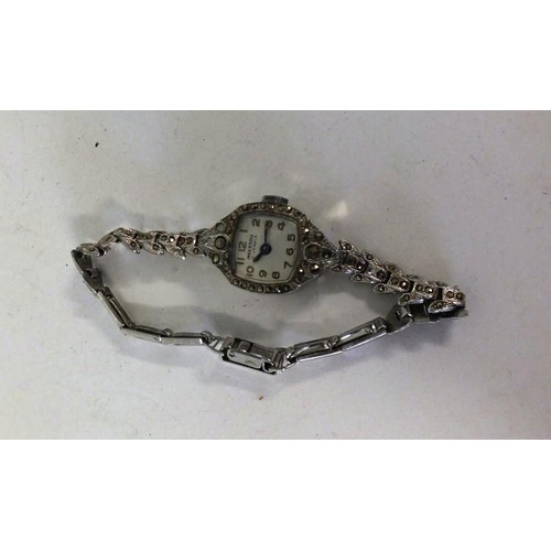 274 - VINTAGE LADIES INGERSOLL MARCASITE DRESS WATCH - BOXED