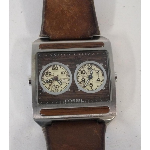 314 - AUTHENTIC FOSSIL WATCH WITH BROWN LEATHER STRAP IN WORKING ORDER