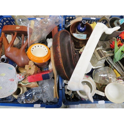 438 - TWO TRAYS OF VINTAGE INCLUDES CUTLERY, PEWTER TANKARD ETC