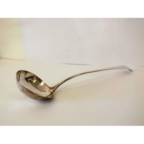 198 - ANTIQUE GEORGIAN SOLID SILVER LADLE LONDON 1815 APPROX WEIGHT 160G LENGTH 14