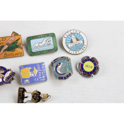 104 - 10 x Assorted Vintage BUTLINS FILEY Enamel Pin BADGES 1947-1962