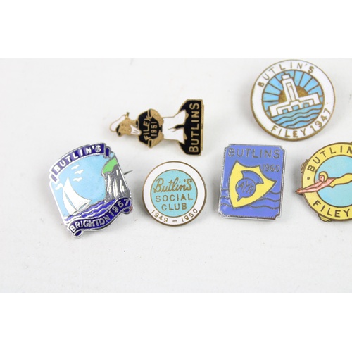 108 - 7 x Assorted Vintage BUTLINS Enamel Pin BADGES Inc 1949-1950 Social Club Etc