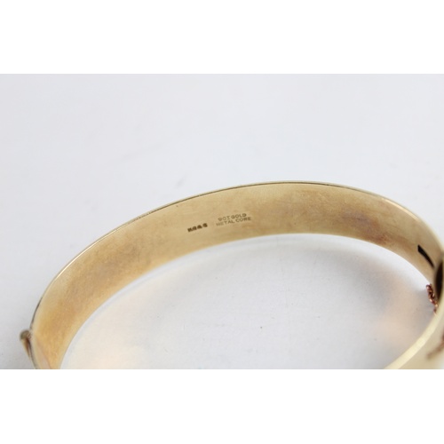 42 - Vintage 9ct GOLD Metal Core BANGLE, Scrolling Foliate Design (31g)