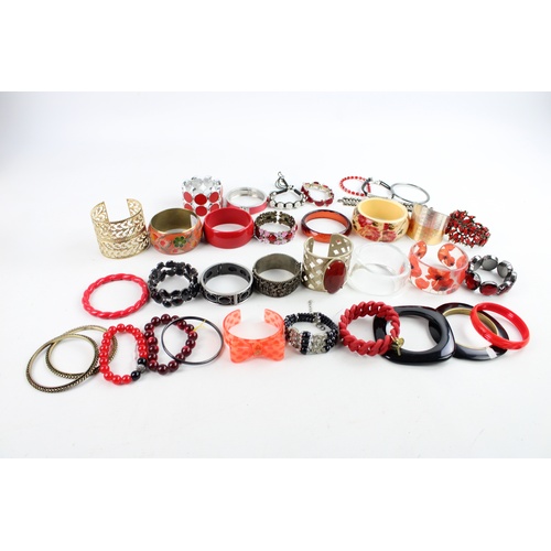 123 - 35 x Vintage & Retro BRACELETS & BANGLES inc Chunky, Statement, Reds, Shamballa