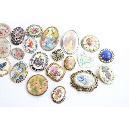 144 - 30 x Vintage & Retro BROOCHES & CLIPS inc. Embroidered, Petit Point, Portrait