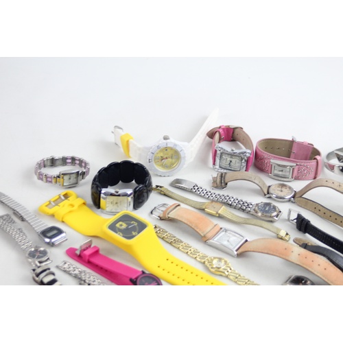 15 - 40 x Assorted Vintage Ladies WRISTWATCHES Quartz Inc Sekonda, Casio, Avia Etc