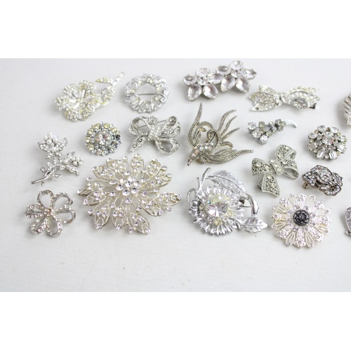 32 - 25 x Vintage & Retro RHINESTONE BROOCHES inc. Silver Tone, Bow, Floral, Art Deco