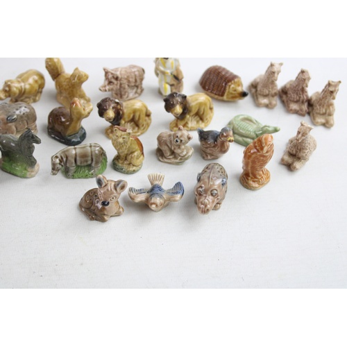 74 - 31 x Vintage Porcelain WADE WHIMSIES Inc. Circus, Nursery Rhymes Etc