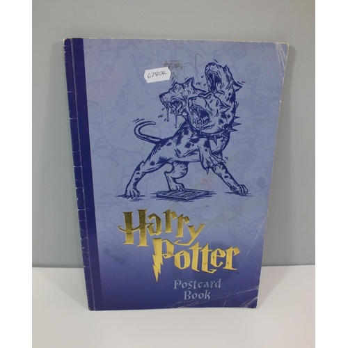 159 - HARRY POTTER POSTCARD BOOK