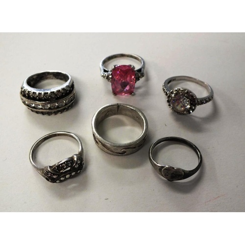 231 - SIX VINTAGE 925 SILVER RINGS