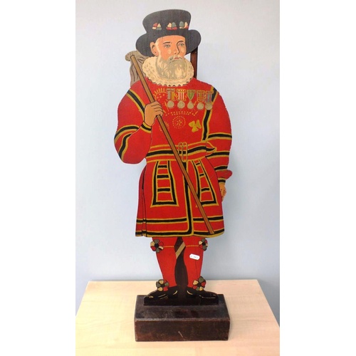 241 - VINTAGE WOODEN BEEFEATER FIGURE, HEIGHT 32