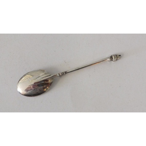 246 - SET OF SIX BOXED HANDMADE REPLICA TEASPOONS