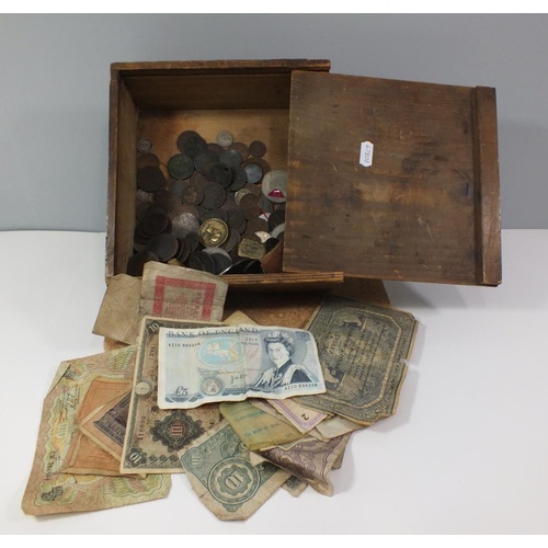 156 - VINTAGE WOODEN BOX FULL OF OLD COINAGE AND NOTES INCLUDES A FIVE NOTE