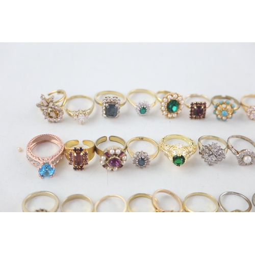 20 - 36 x Vintage & Retro Gold Tone RINGS inc. Solitaire, Cluster