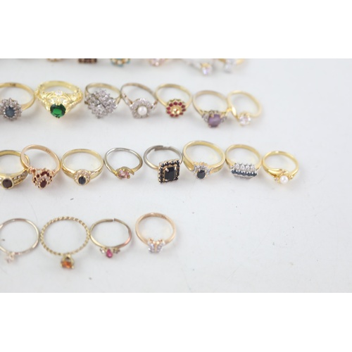 20 - 36 x Vintage & Retro Gold Tone RINGS inc. Solitaire, Cluster