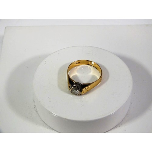 168 - 18ct DIAMOND RING IN BOX 3.3g