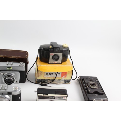 11 - 7 x VINTAGE CAMERAS Inc. Voigtlander, Kodak, Halina, Ilford & Soho w/ Some Cases