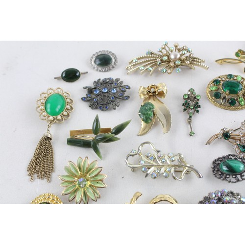 88 - 25 x Vintage & Retro BROOCHES inc. Sarah Coventry, Rhinestone, Floral