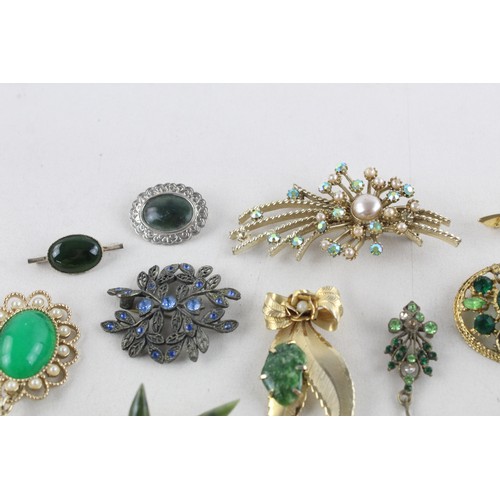 88 - 25 x Vintage & Retro BROOCHES inc. Sarah Coventry, Rhinestone, Floral