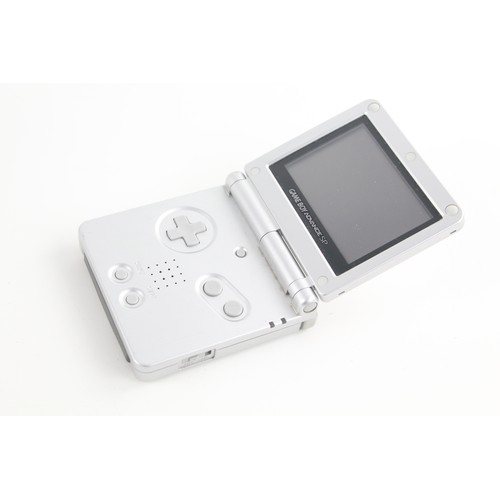 155 - Vintage / Retro Original NINTENDO Game Boy Advance SP, 2 Games & Case