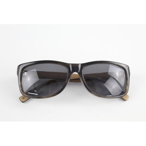 55 - Ladies BALLY Black / Grey Squared Framed SUNGLASSES