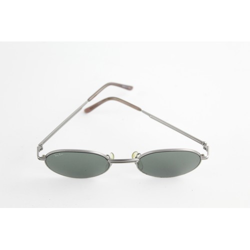 239 - Classic Vintage Bausch & Lomb Silver Tone Framed RAY-BAN Sunglasses