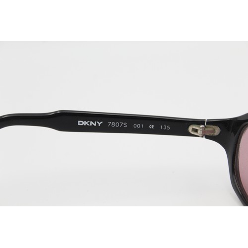 20 - 2 x Ladies DESIGNER 00's Style SUNGLASSES Inc Tommy Hilfiger, DKNY, Cased Etc