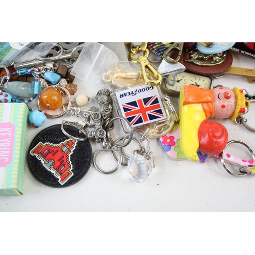 1 - Job Lot of Assorted Collectable KEYRINGS Inc Vintage, Advertising, Souvenir Etc