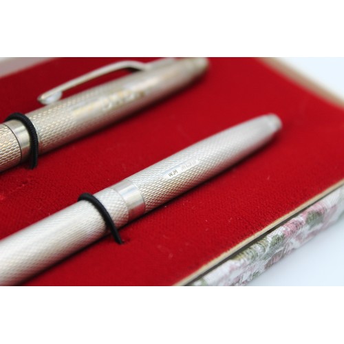 154 - 2 x Vintage .925 STERLING SILVER Ballpoint Pens w/ Mum, Dad Engravings (37g)