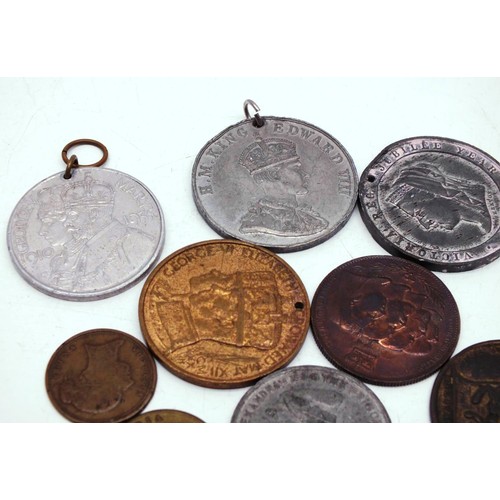 333 - SPORTS MEDALS AND MEDALLIONS DATED CIRCA 1900