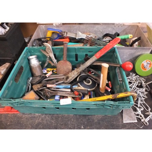 496 - LARGE JOBLOT OF TOOLS