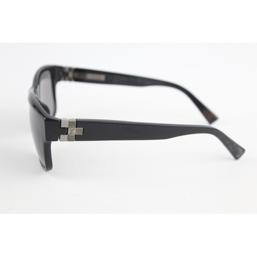 251 - Classic Unisex LOUIS VUITTON Black Framed Oversized SUNGLASSES