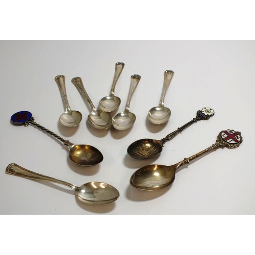 301 - SET OF SIX SILVER TEASPOONS, WEIGHT 68g