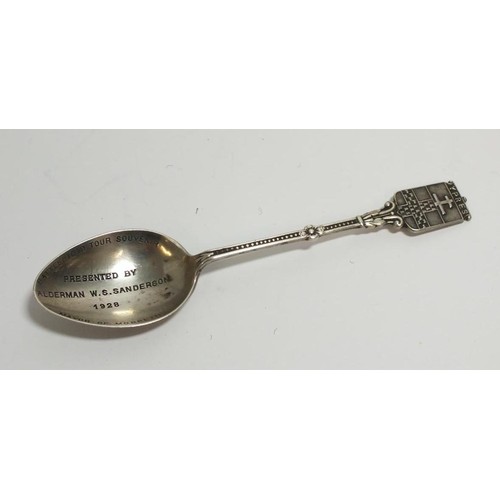 318 - WWI YPRES BATTLEFIELD TOUR SILVER SPOON 1927 HM PRESENTED BY ALDERMAN WS SANDERSON 1928 MAYOR OF MOR... 