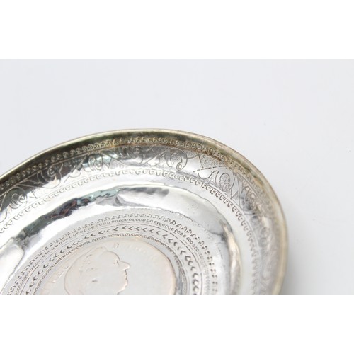 27 - Antique / Vintage .925 STERLING SILVER Trinket Dish w/ Coin Center (73g)