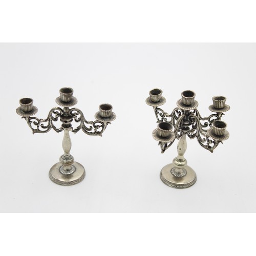 71 - 2 x Vintage .800 CONTINENTAL SILVER Decorative Miniature Candelabras (88g)