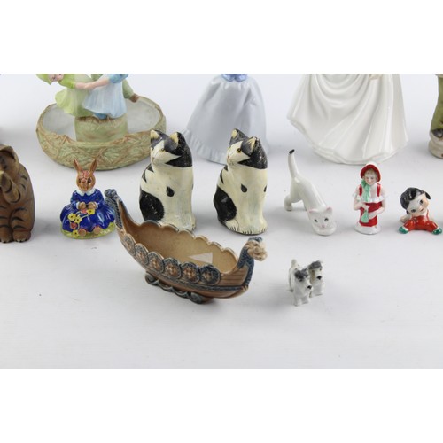 72 - 18x Vintage Porcelain / Ceramic Figures Inc Mantle Dogs, Royal Doulton Bunnykins