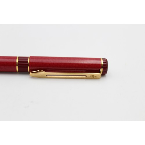 55 - Vintage WATERMAN Lacquer Burgundy FOUNTAIN PEN w/ Gold Plate Nib WRITING