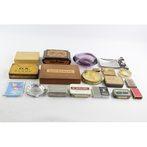 81 - 18 x Assorted Vintage TOBACCIANA Inc Advertising, Dunhill, Ash Trays Etc