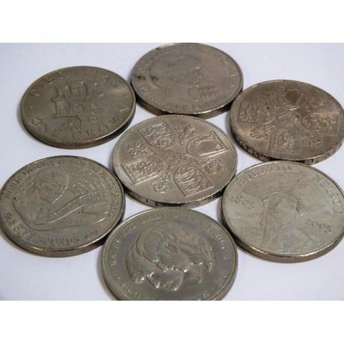 410 - THREE FIVE POUND COINS AND FOUR CROWNS